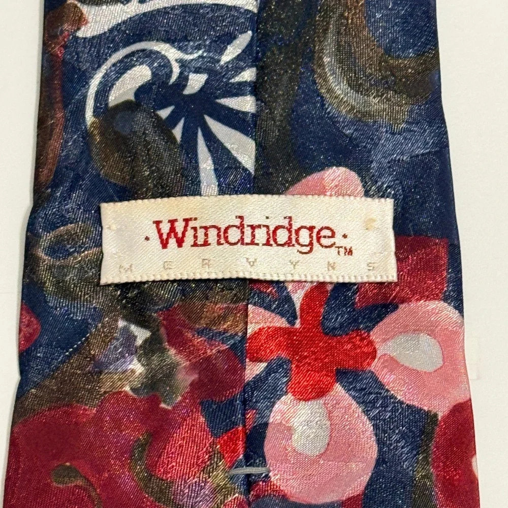 Windridge Mervyns Necktie Abstract Floral Geometric Navy Blue Red 3.75